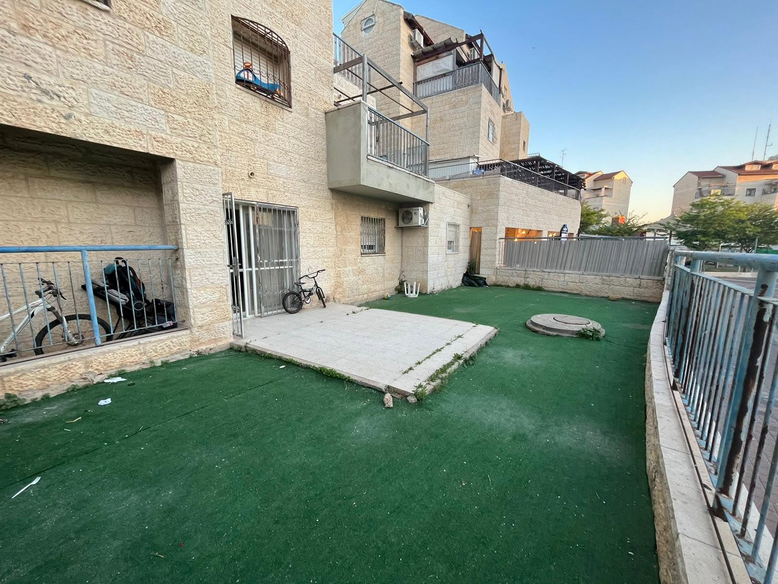 דירת גן 5 חדרים בנחל דולב